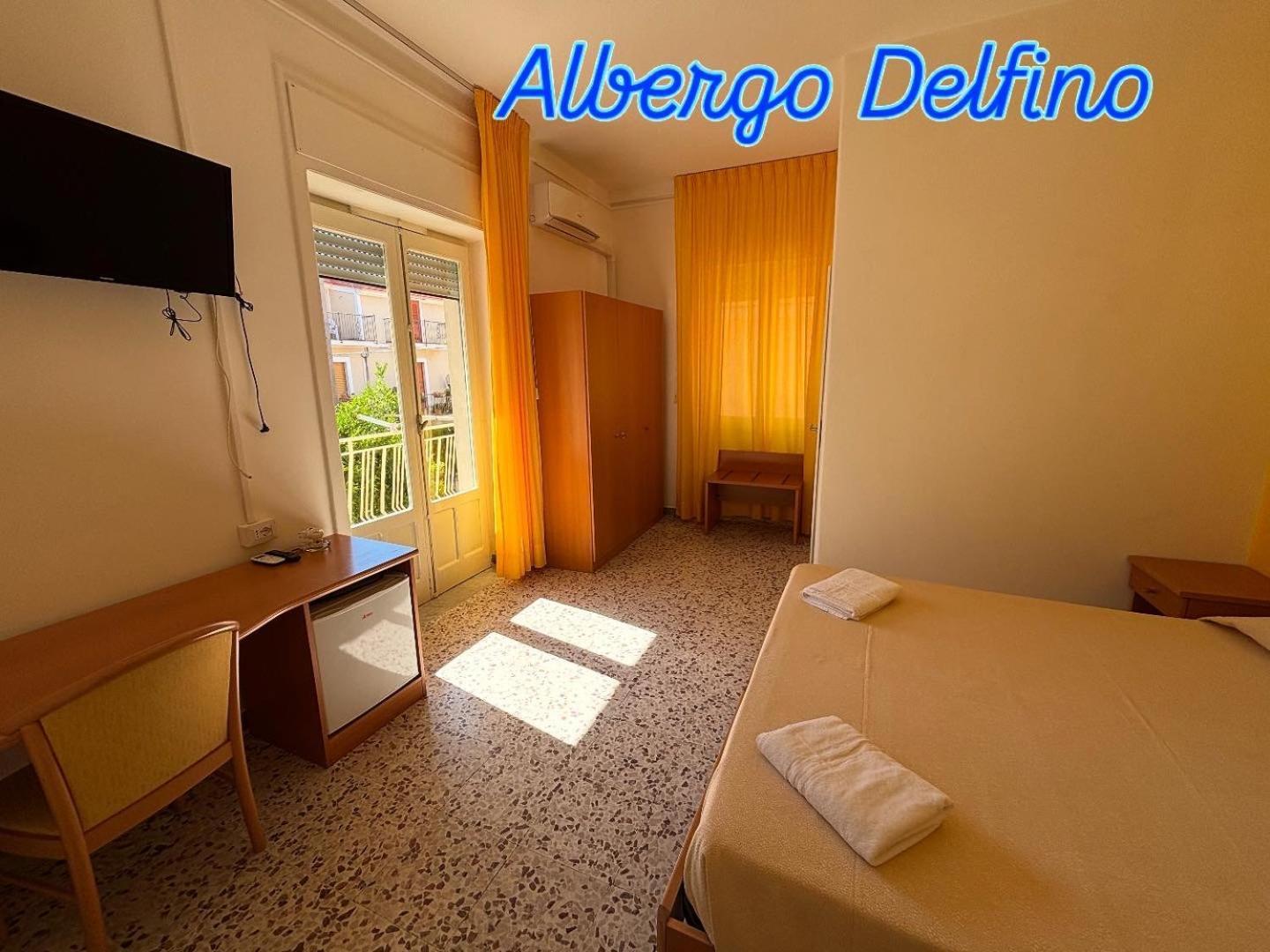 Delfino Hotell Marina di Camerota Eksteriør bilde